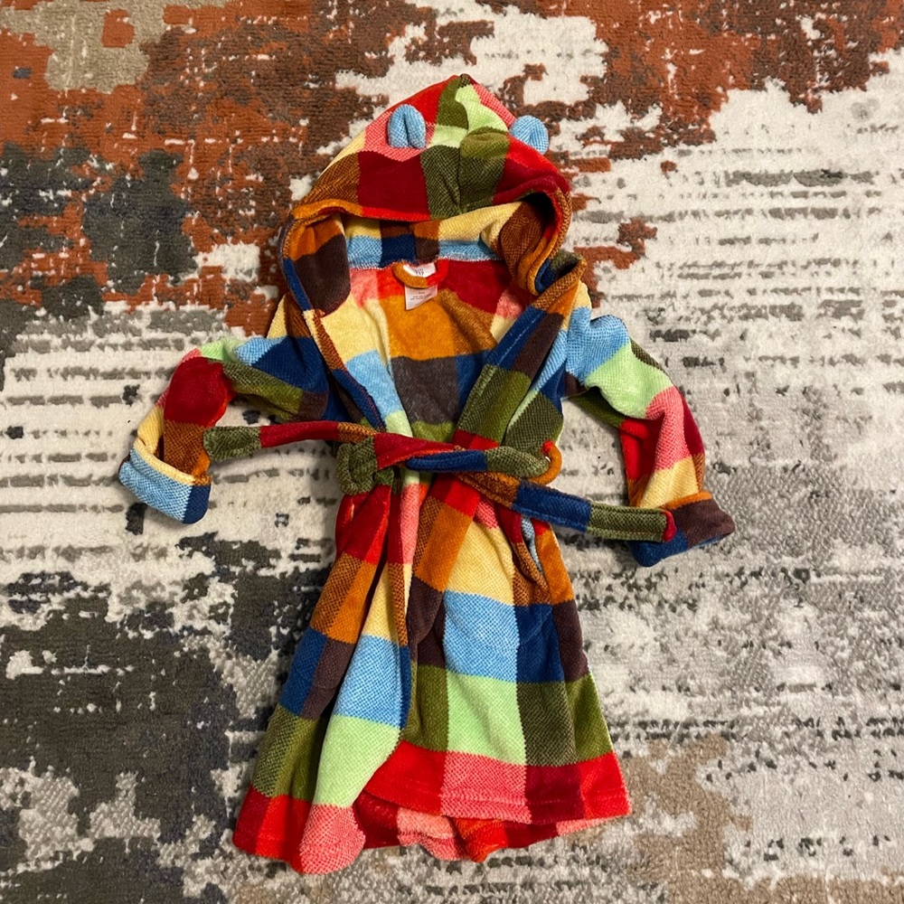 NWOT baby Gap size 4T robe